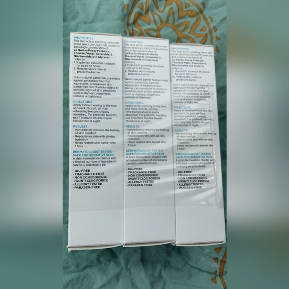 La Roche-Posay 30 SPF Face Moisturizer 3 pack - Picture 3 of 6